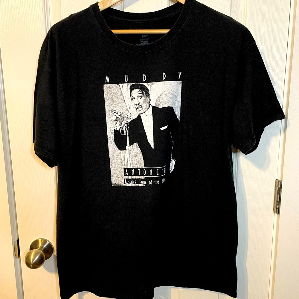 Hanes black Muddy Waters at Antone’s Austin’s Home of the Blues tee sz XL